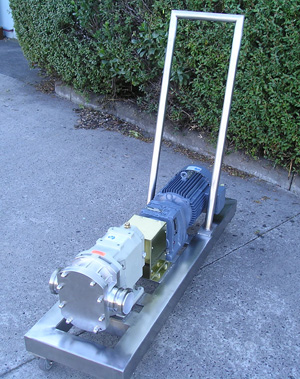 OMAC Lobe Pump on Trolley